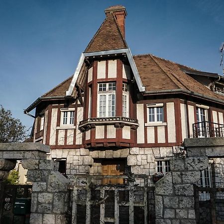 Apakabar Homestay - Proche Gare Melun, Parking Prive, Netflix La Rochette  Bagian luar foto